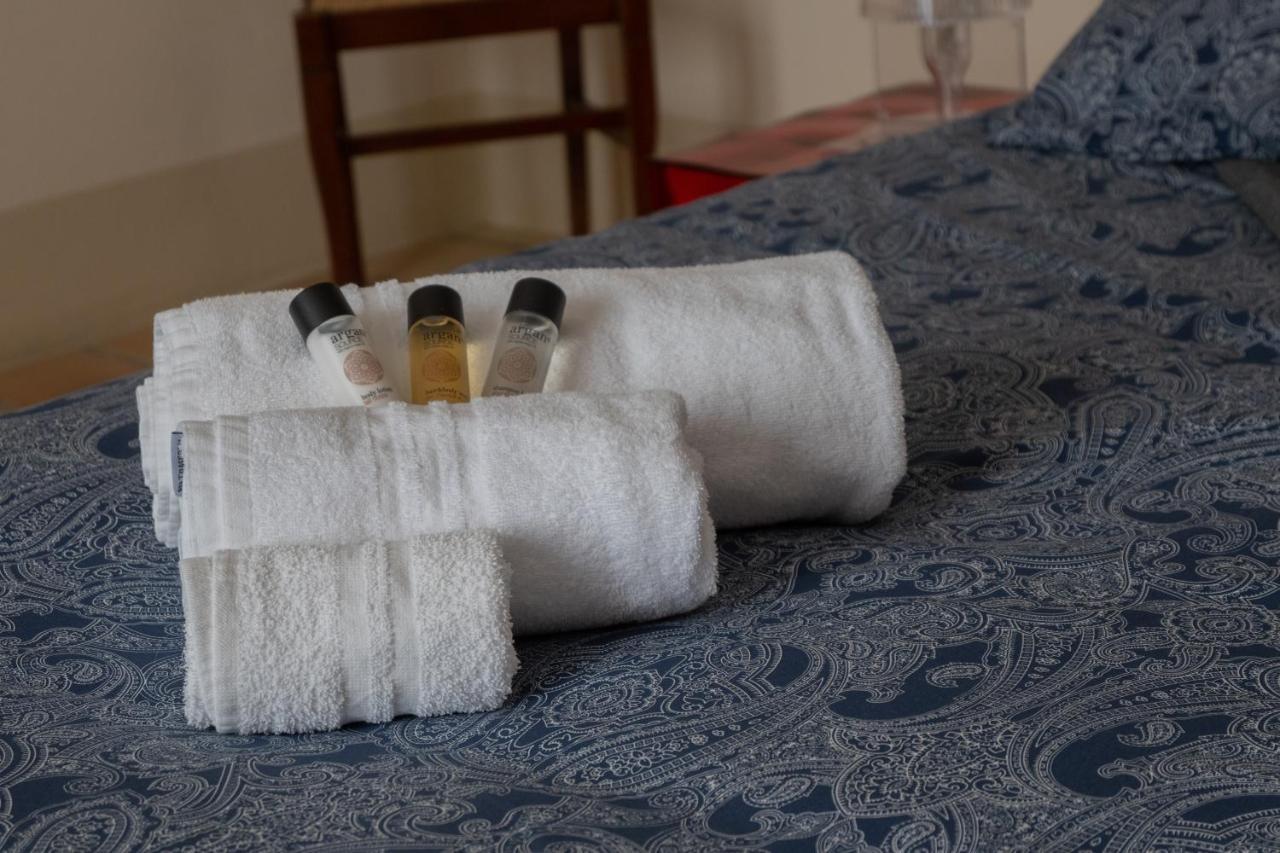 Ercole Bed & Breakfast Pietrapertosa Exterior photo