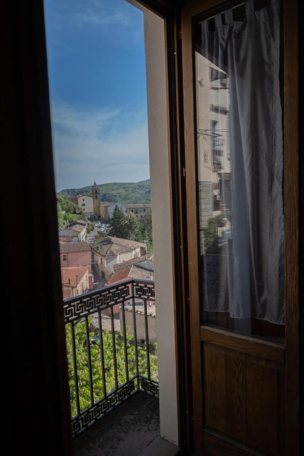 Ercole Bed & Breakfast Pietrapertosa Exterior photo