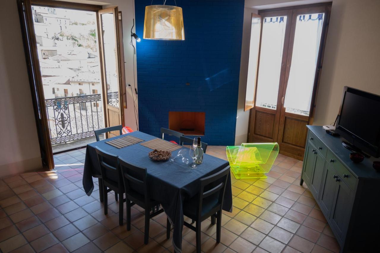 Ercole Bed & Breakfast Pietrapertosa Exterior photo