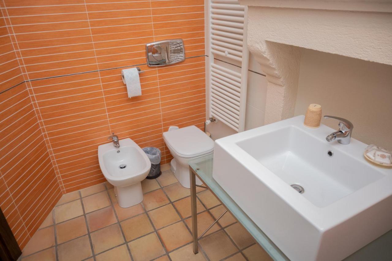 Ercole Bed & Breakfast Pietrapertosa Exterior photo